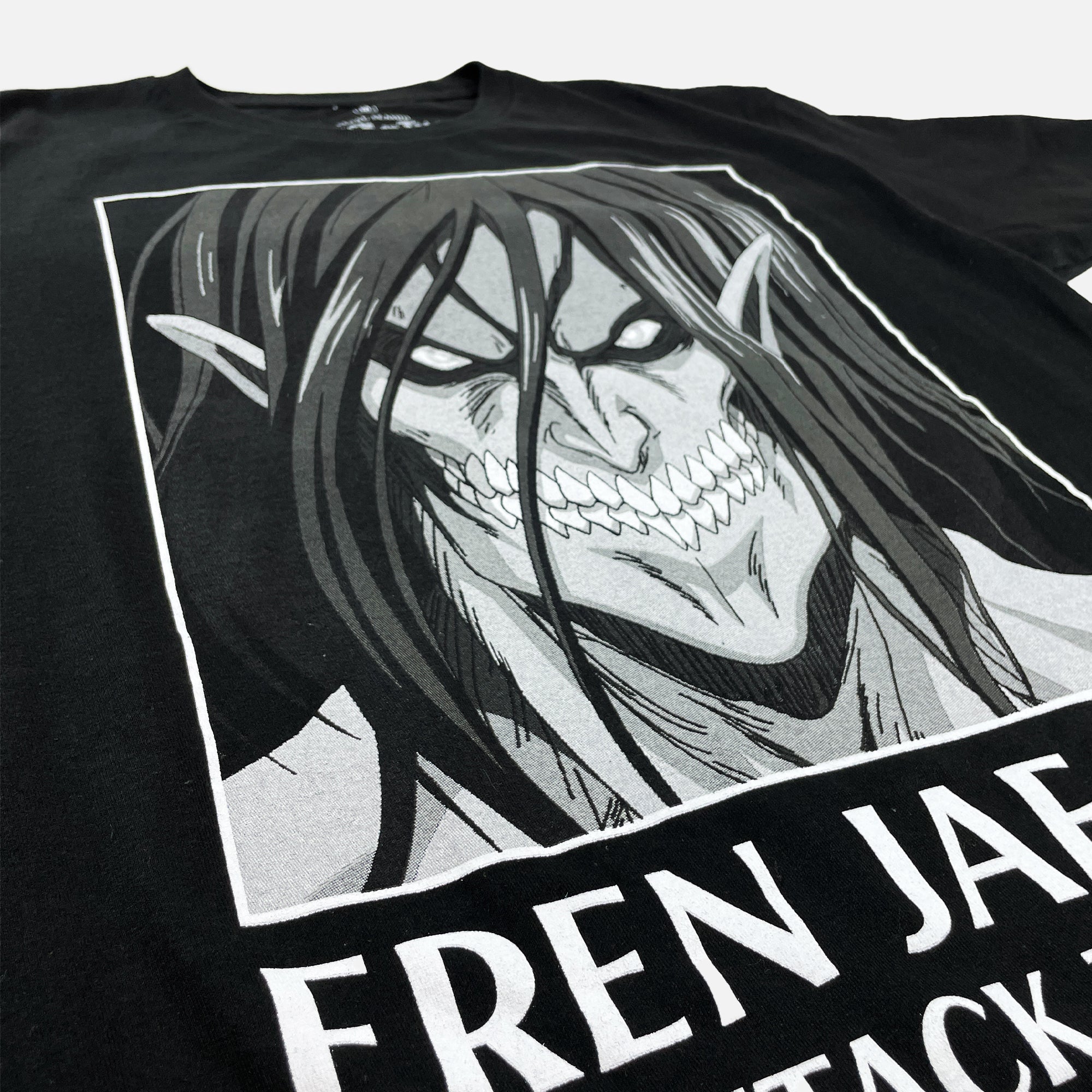 Attack on Titan - Eren Attack Titan T-Shirt - Crunchyroll Exclusive! image count 1